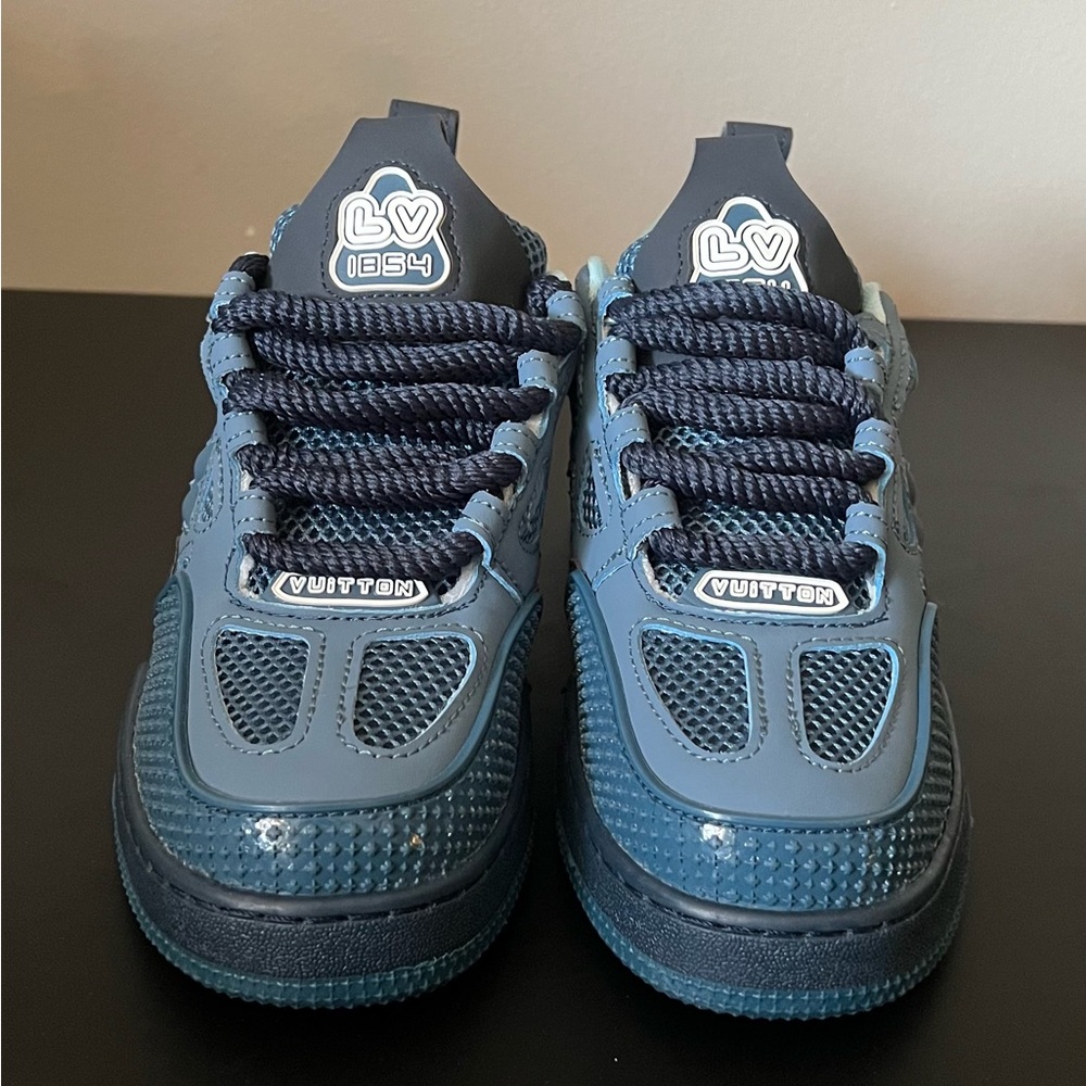 Louis Vuitton LV skate size EU 39 - Picture 2 of 5